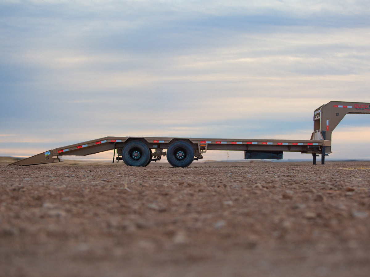 Buckshot BOLT Gooseneck Deckover