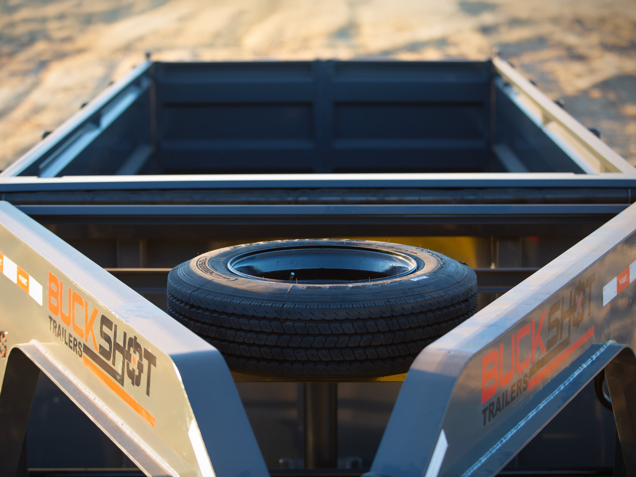 Buckshot GTI Gooseneck Dump Trailer