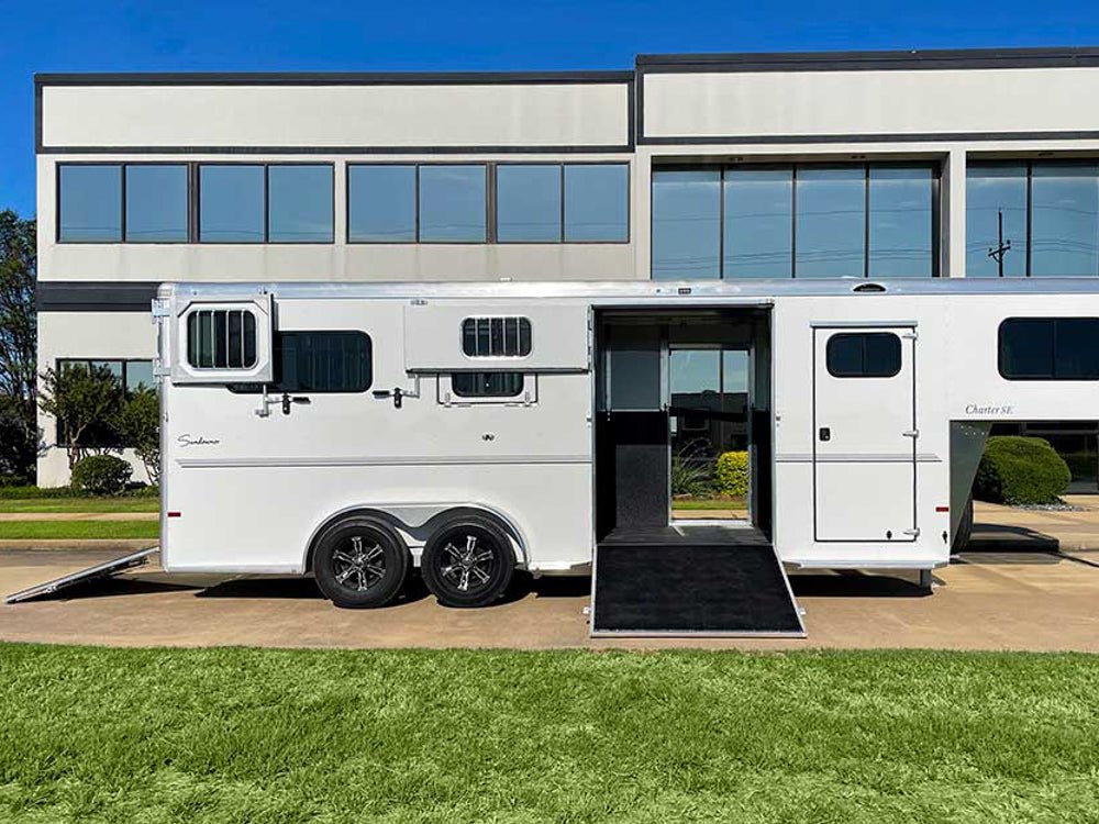 Charter TR SE 2+1 Gooseneck Trailer - Stryker Dealership Group