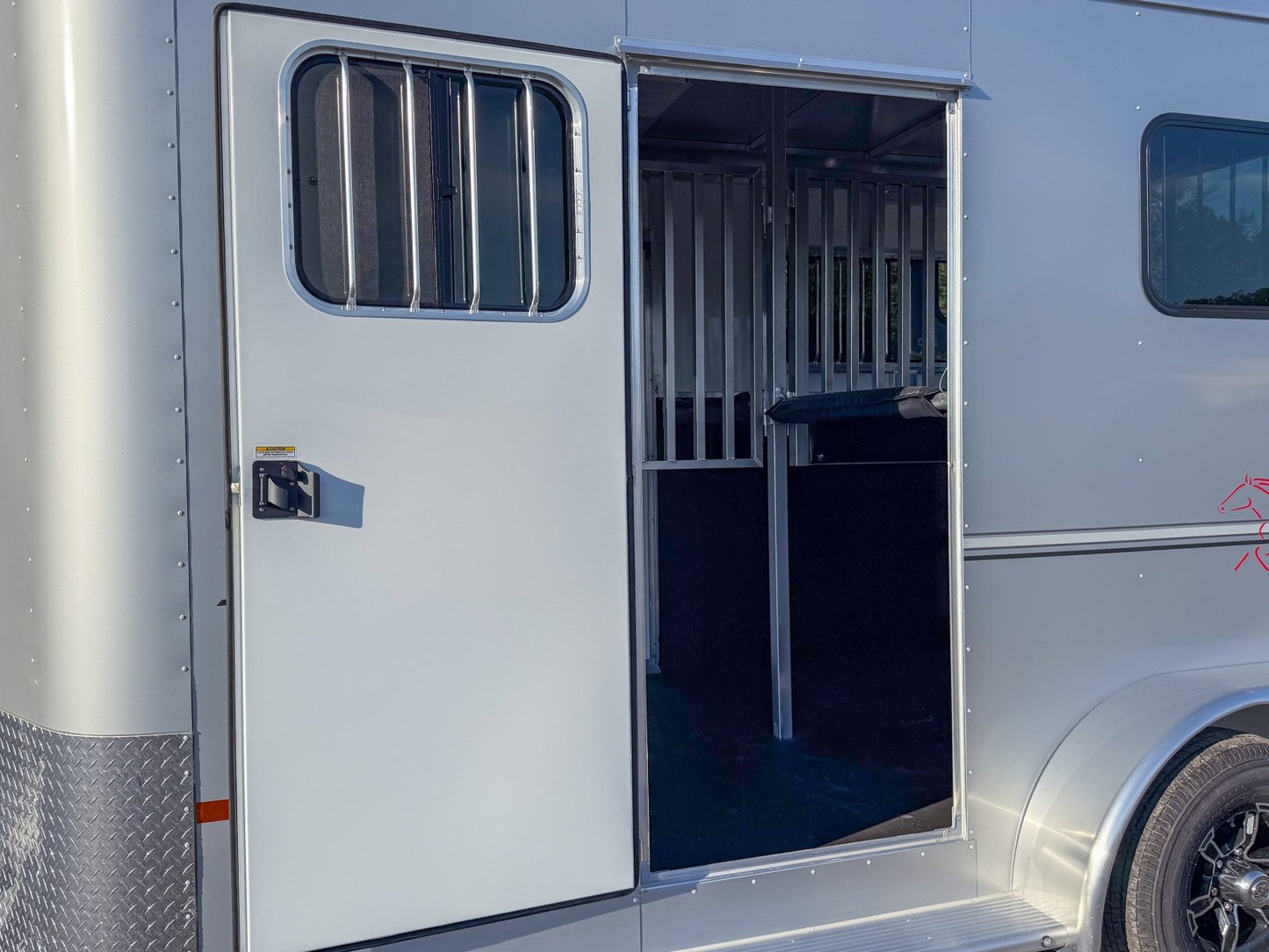 Charter TR SE Bumper Pull Horse Trailer - Stryker Dealership Group