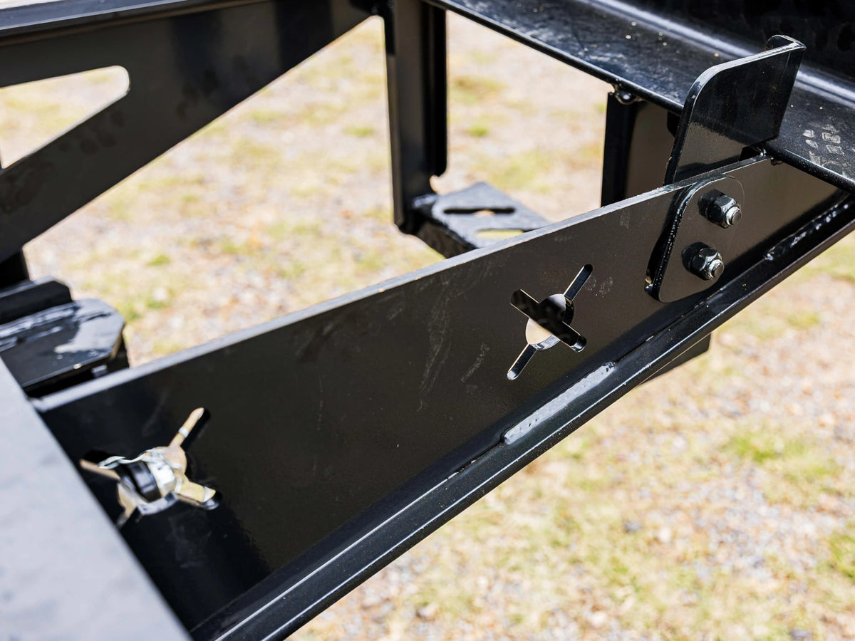 Stryker Container Tilt Trailer