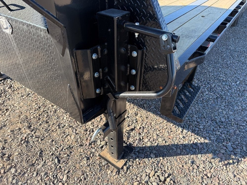 25' Stryker Gooseneck Deckover Trailer Mega Ramps - (2) 7K Axles 3904