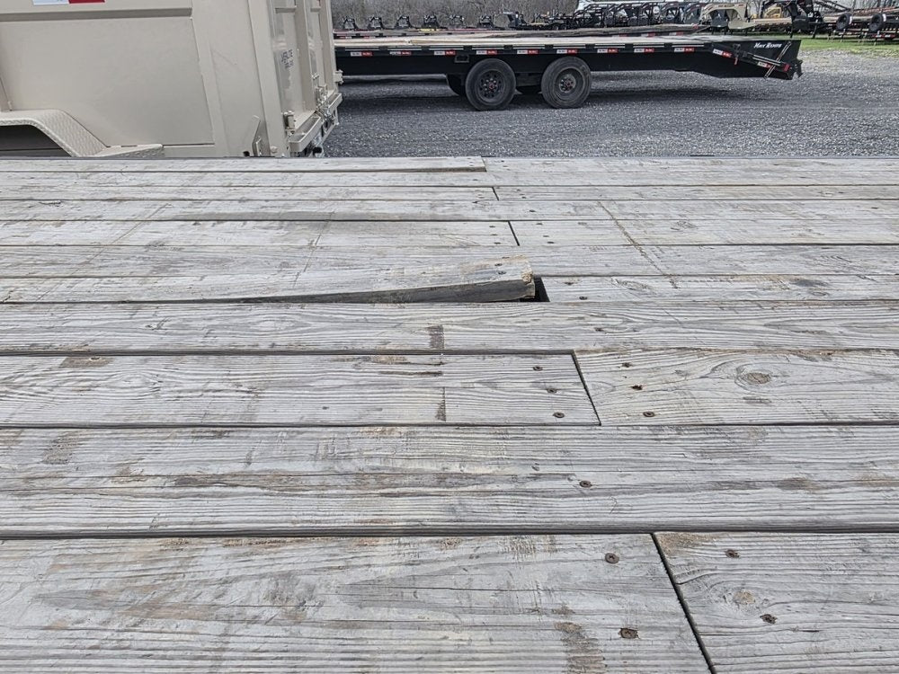 40' x 102" East Texas Trailers Deckover Trailers 44219