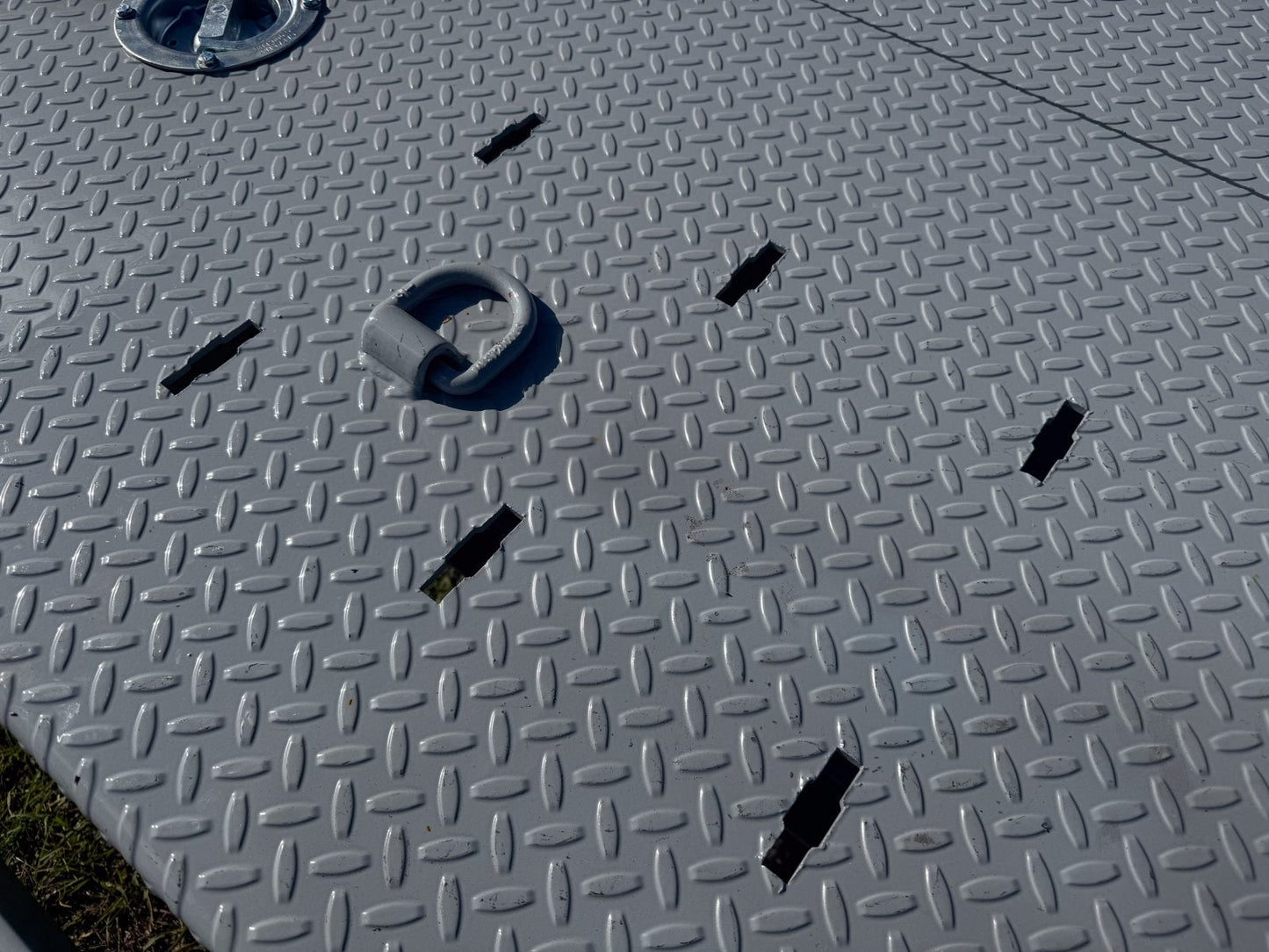 Horizon ETZ Bumper Pull Equipment Tilt Trailer - Stryker Dealership Group