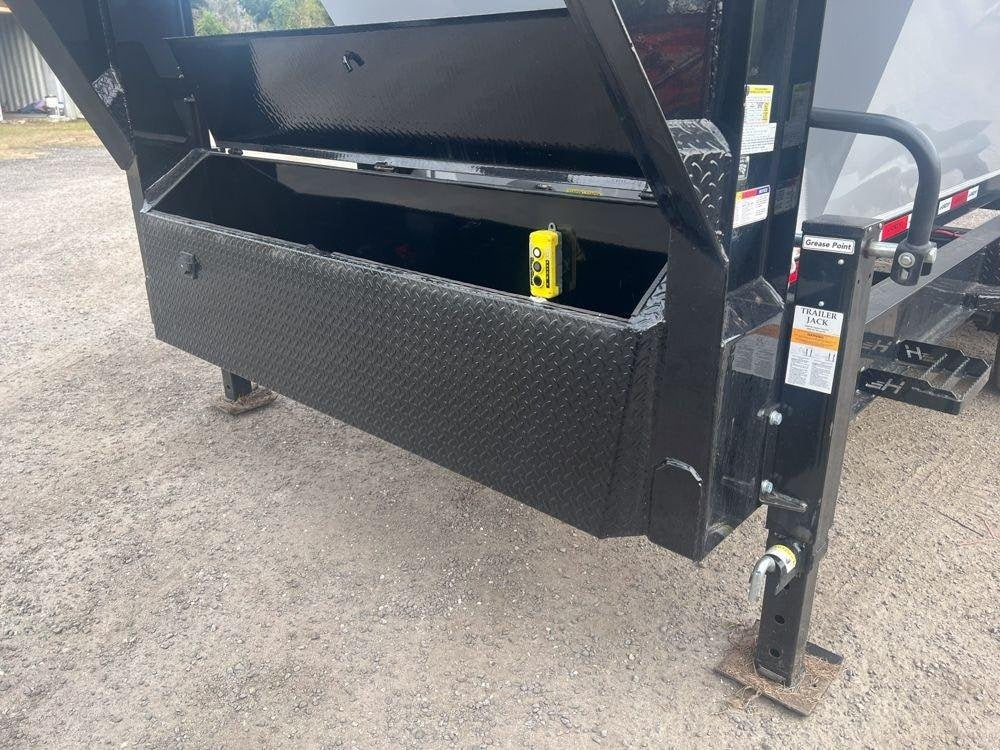 Horizon 14' RDZ GN Roll off Bundle (2) 7k Axles + 1 Bin w/ 6' Walls - Roll Off Packages/RO 14' Gooseneck - Stryker Dealership Group