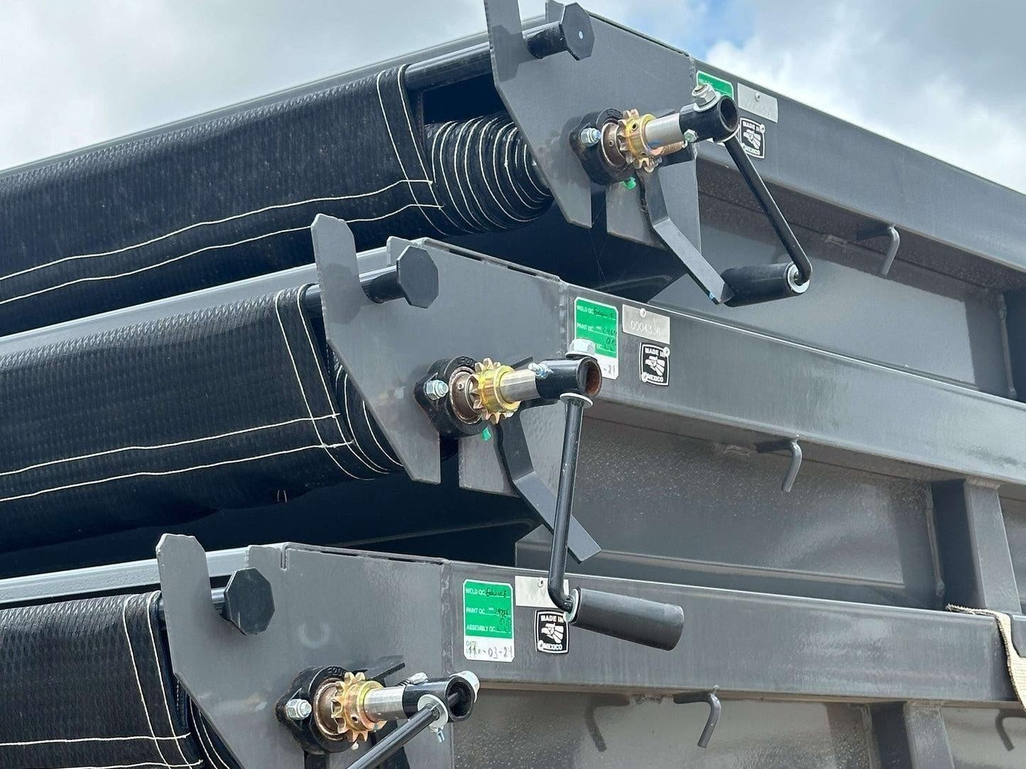 Horizon 16' RDZ GN Roll off Bundle (2) 8k Axles + 3 Bins w/ 4' Walls HZN16GN8K4FTEDZ3GrayMI - Ghost ROP - Stryker Dealership Group