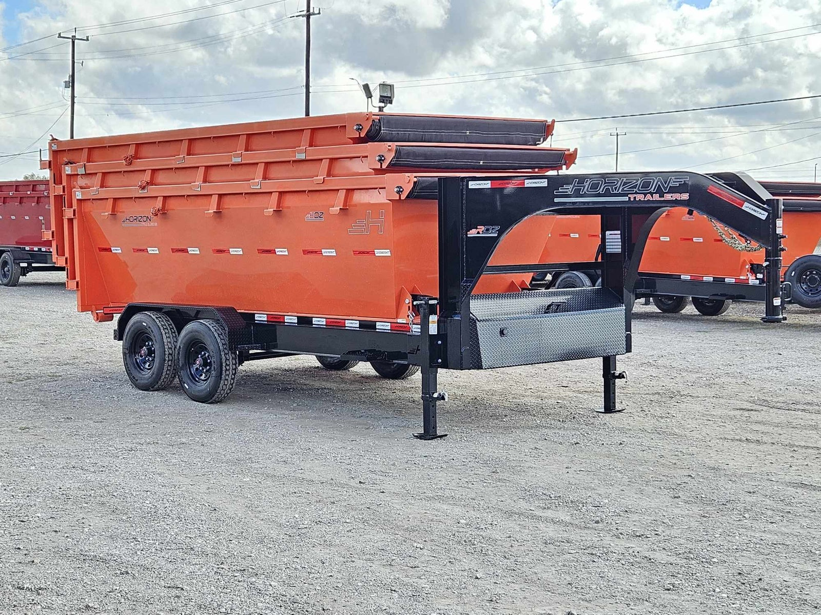 Horizon 16' RDZ GN Roll off Bundle (2) 8k Axles + 3 Bins w/ 4' Walls HZN16GN8K4FTEDZ3ORANGEMI - Ghost ROP - Stryker Dealership Group