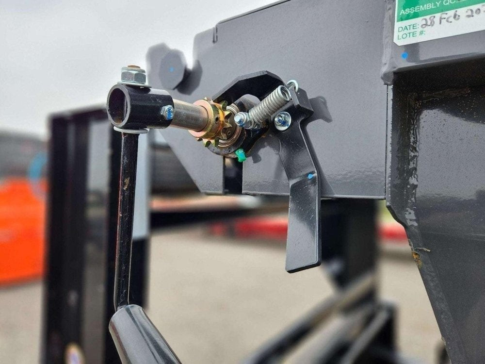 Horizon 16' RDZ GN Roll off Bundle (2) 8k Axles + Bin 6' Walls - Roll Off Packages - RO 16' Gooseneck - Stryker Dealership Group