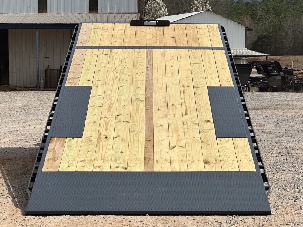 Lamar Deckover Tilt Trailer - Stryker Dealership Group