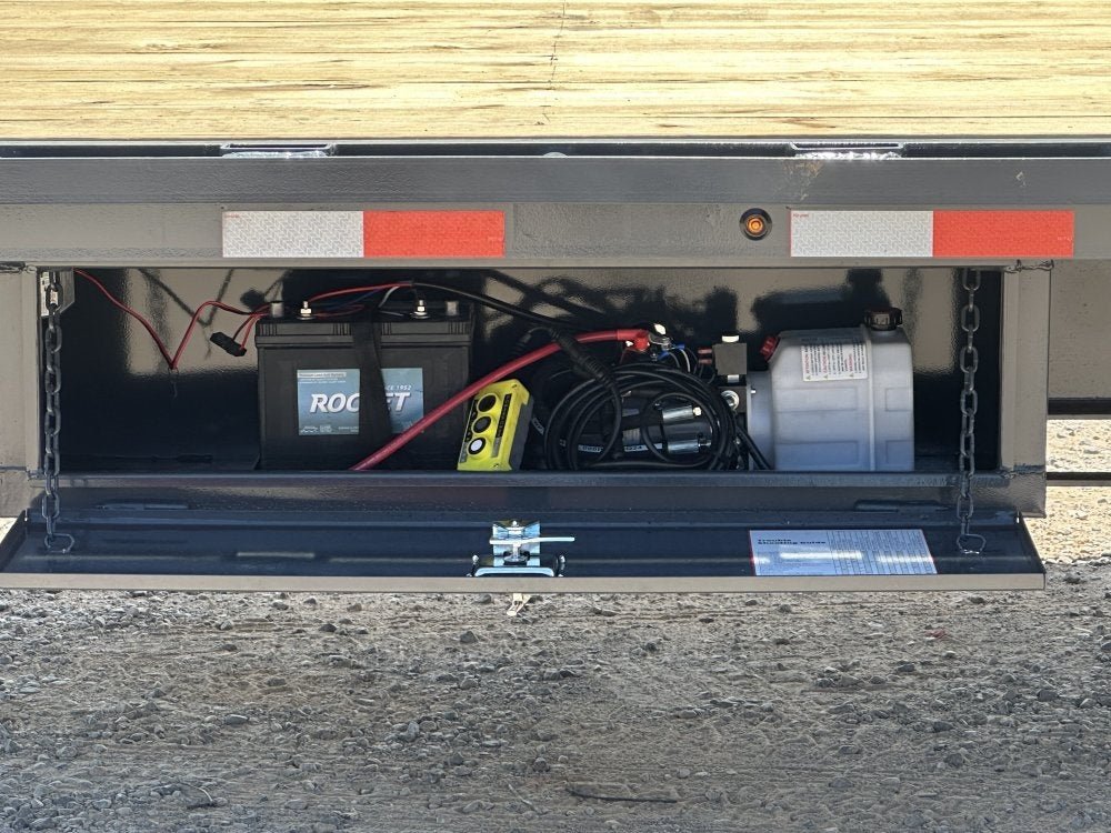 Lamar FD Gooseneck Deckover Trailer - Stryker Dealership Group