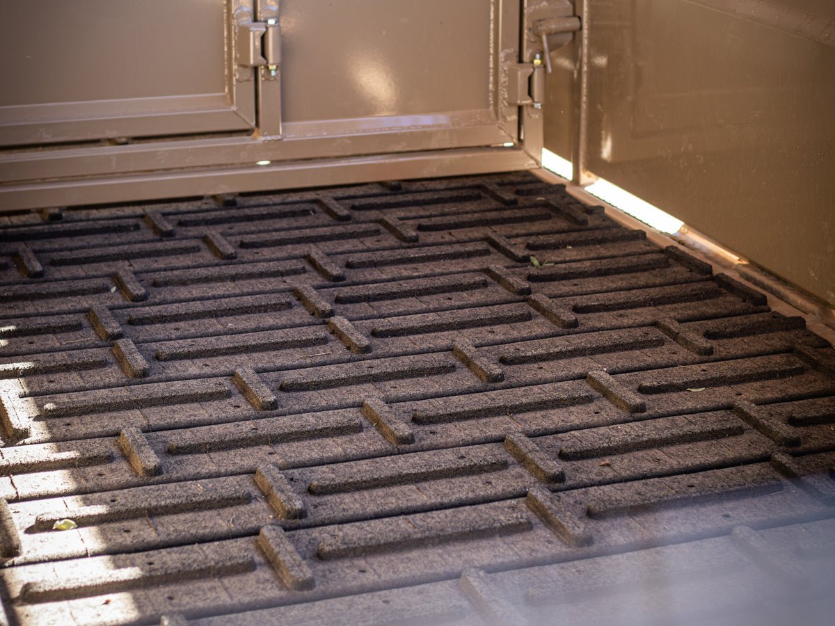 Ranch Boss 3/4 Top Gooseneck Livestock Trailer - Stryker Dealership Group