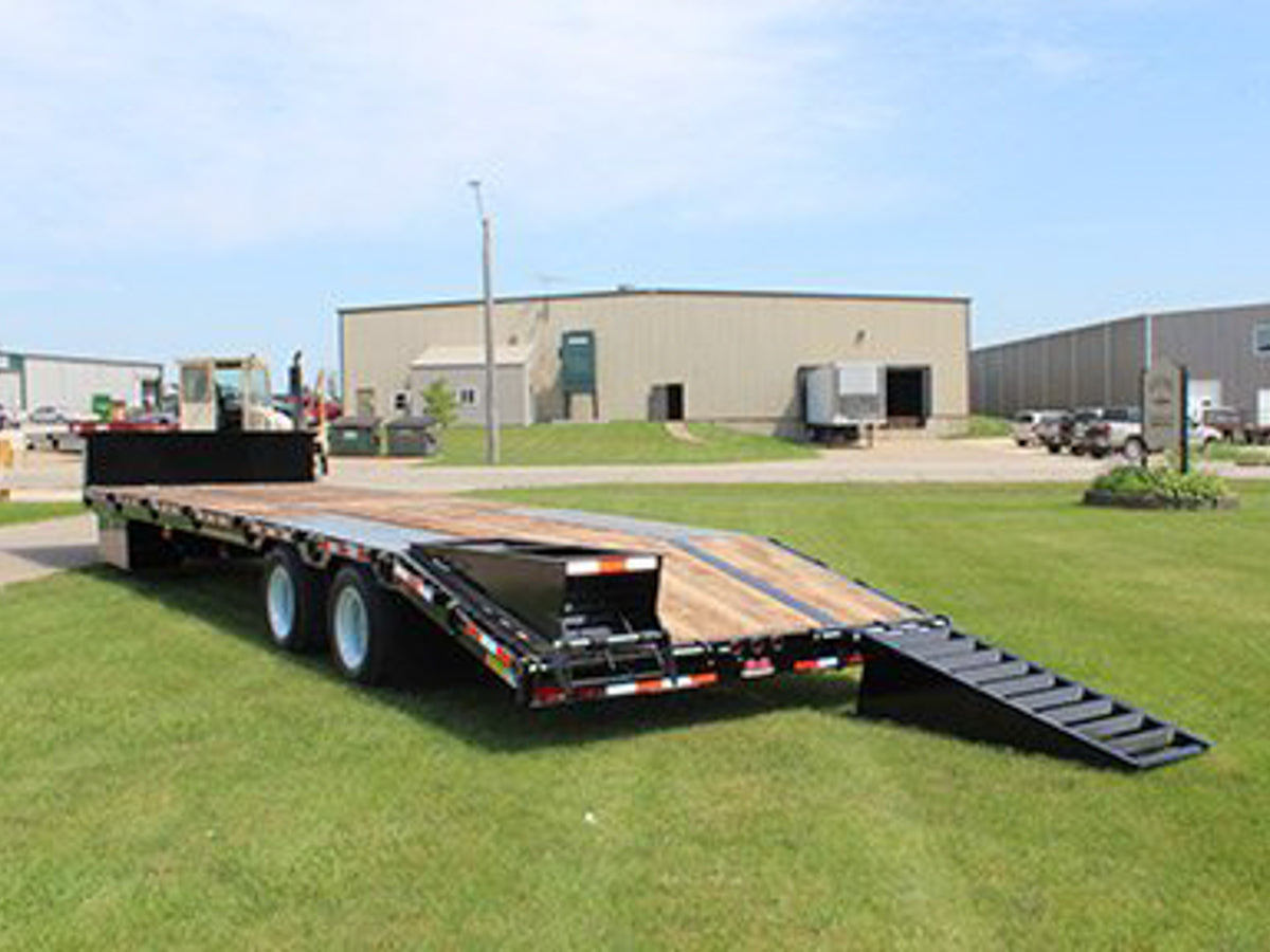 Behnke Semi-Style Ramp Trailer