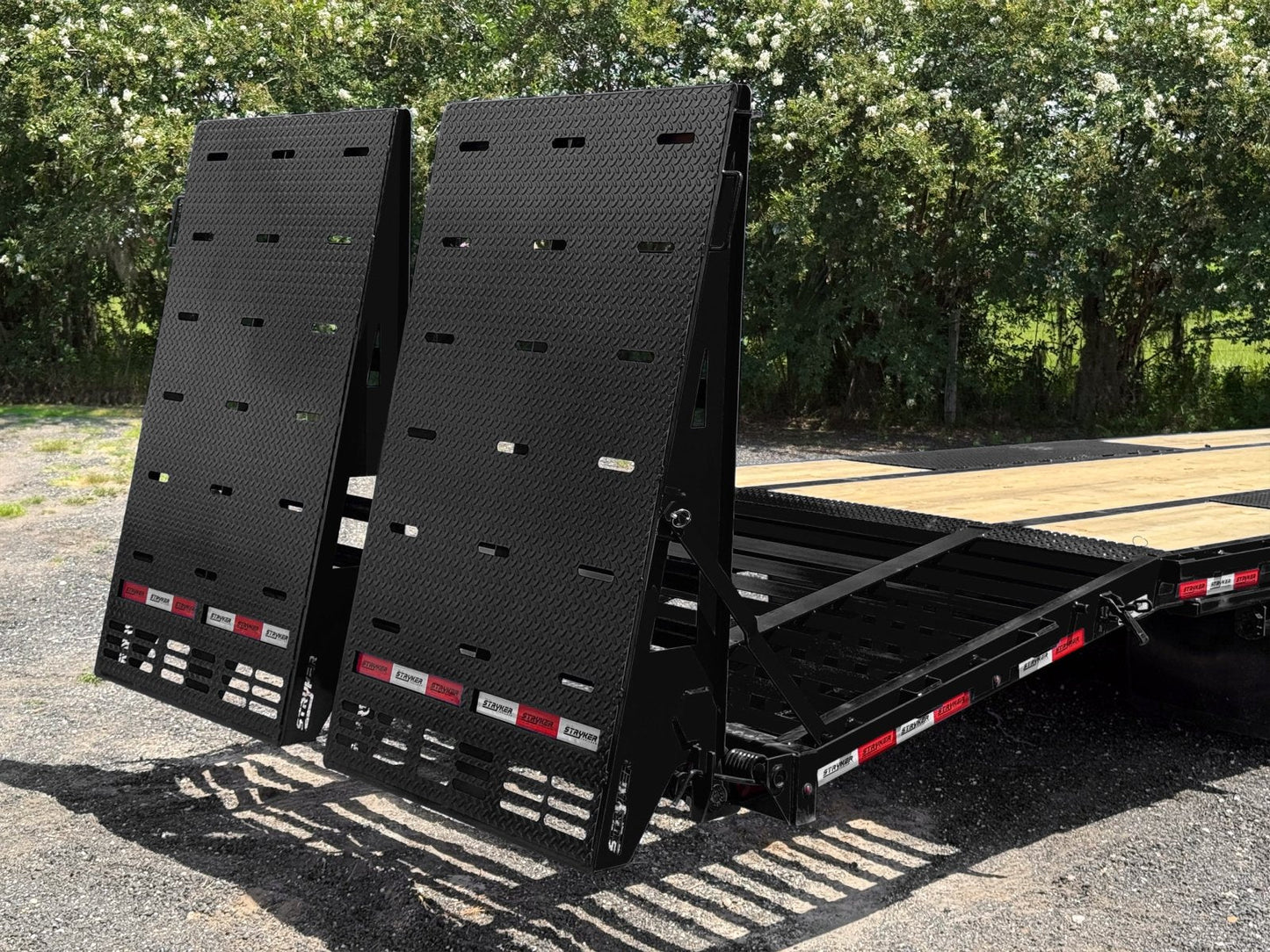 Stryker Pro Gooseneck Deckover Trailer - Stryker Dealership Group
