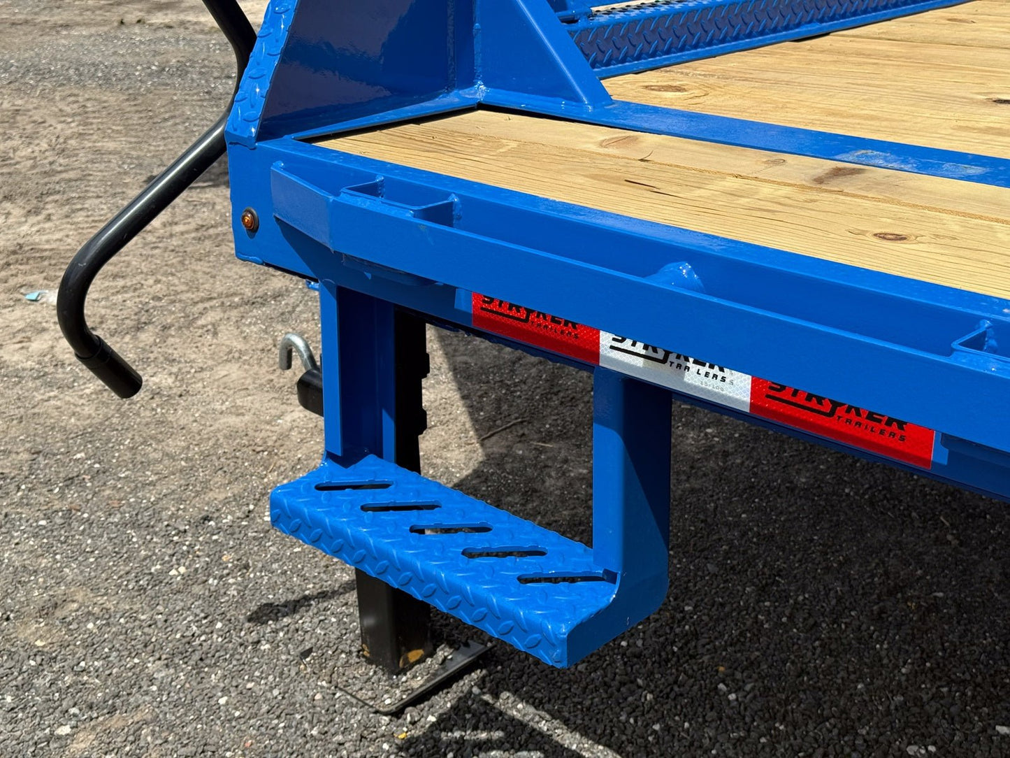 Stryker Single Wheel Deckover Trailer - Stryker Dealership Group
