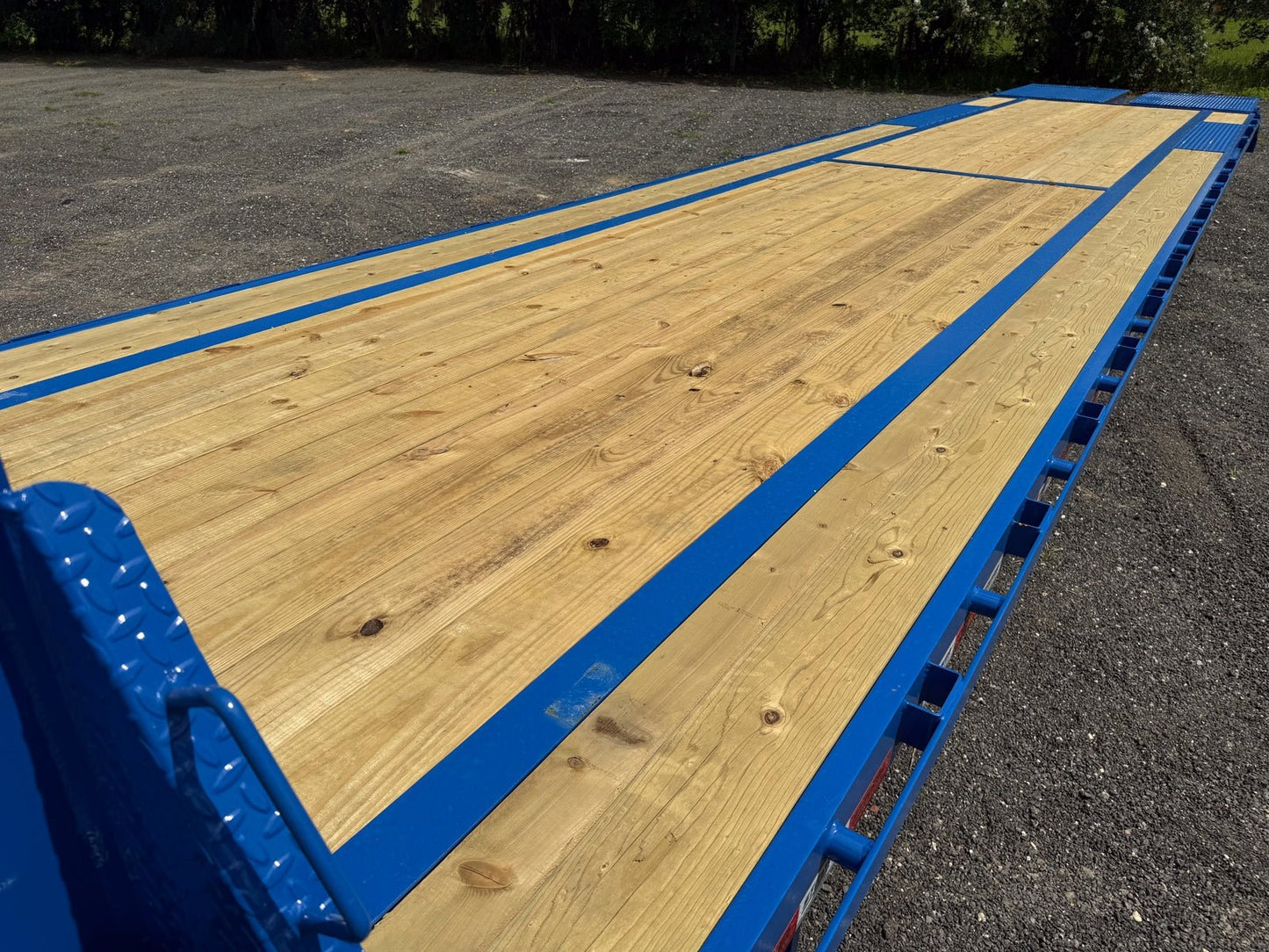 Stryker Single Wheel Deckover Trailer - Stryker Dealership Group