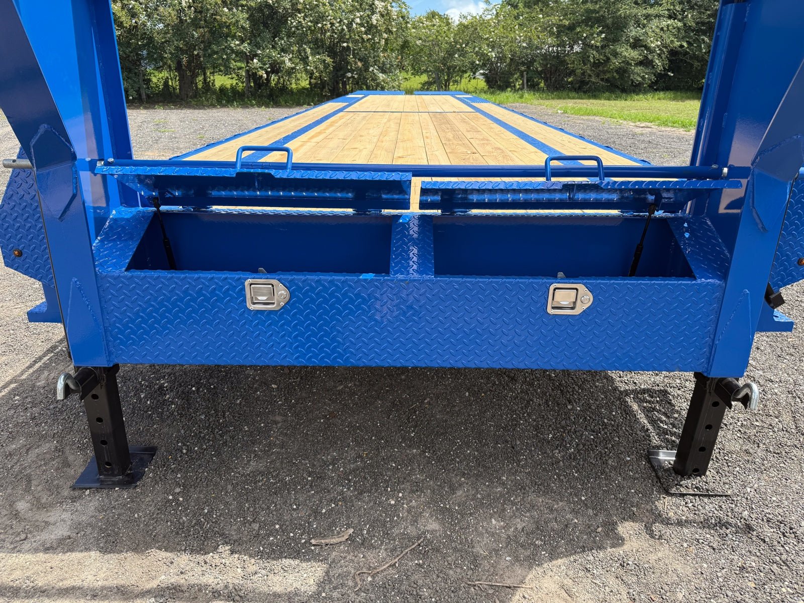 Stryker Single Wheel Deckover Trailer - Stryker Dealership Group