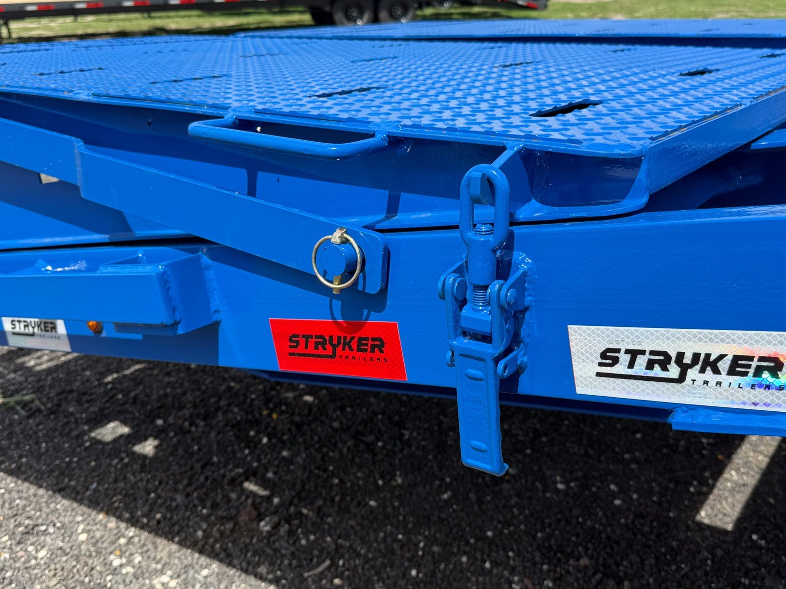 Stryker Single Wheel Deckover Trailer - Stryker Dealership Group