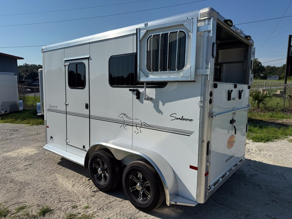 Sundowner 2 Horse Charter SE - White - (2) 3500lb Axles - 2 Horse - Horse Trailers - TrailerSwap