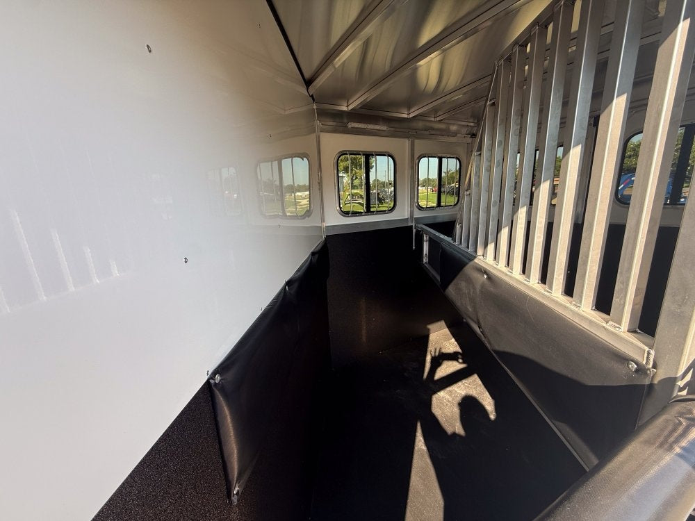 Sundowner 2 Horse Super Tack - White - Porch Lights - 2 Horse - Horse Trailers - TrailerSwap