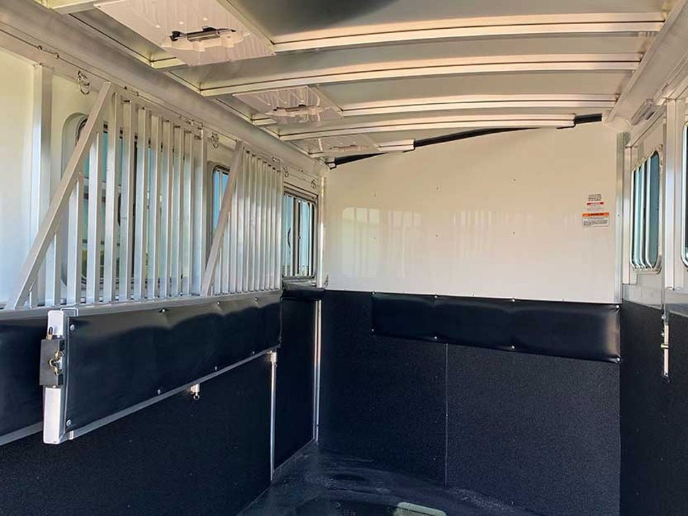 Super Sport Bumper Pull Horse Trailer - Stryker Dealership Group